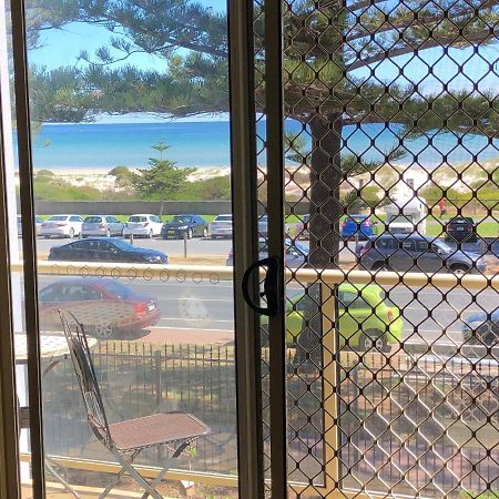 Adelaide - Semaphore Beach Front المظهر الخارجي الصورة