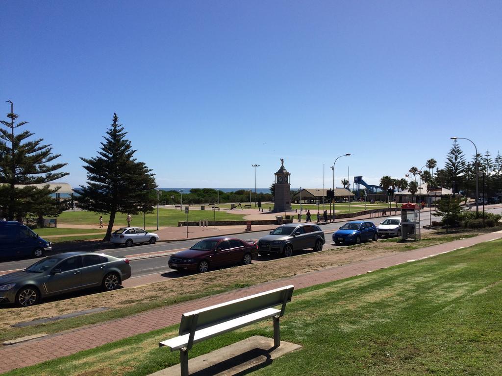 Adelaide - Semaphore Beach Front المظهر الخارجي الصورة