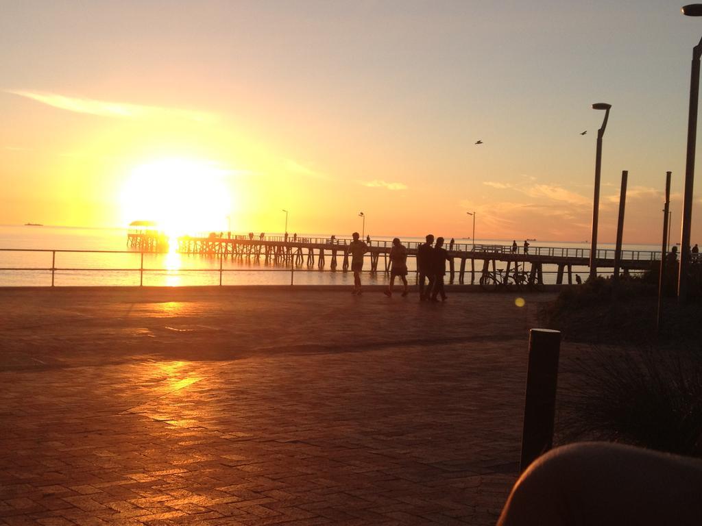 Adelaide - Semaphore Beach Front المظهر الخارجي الصورة